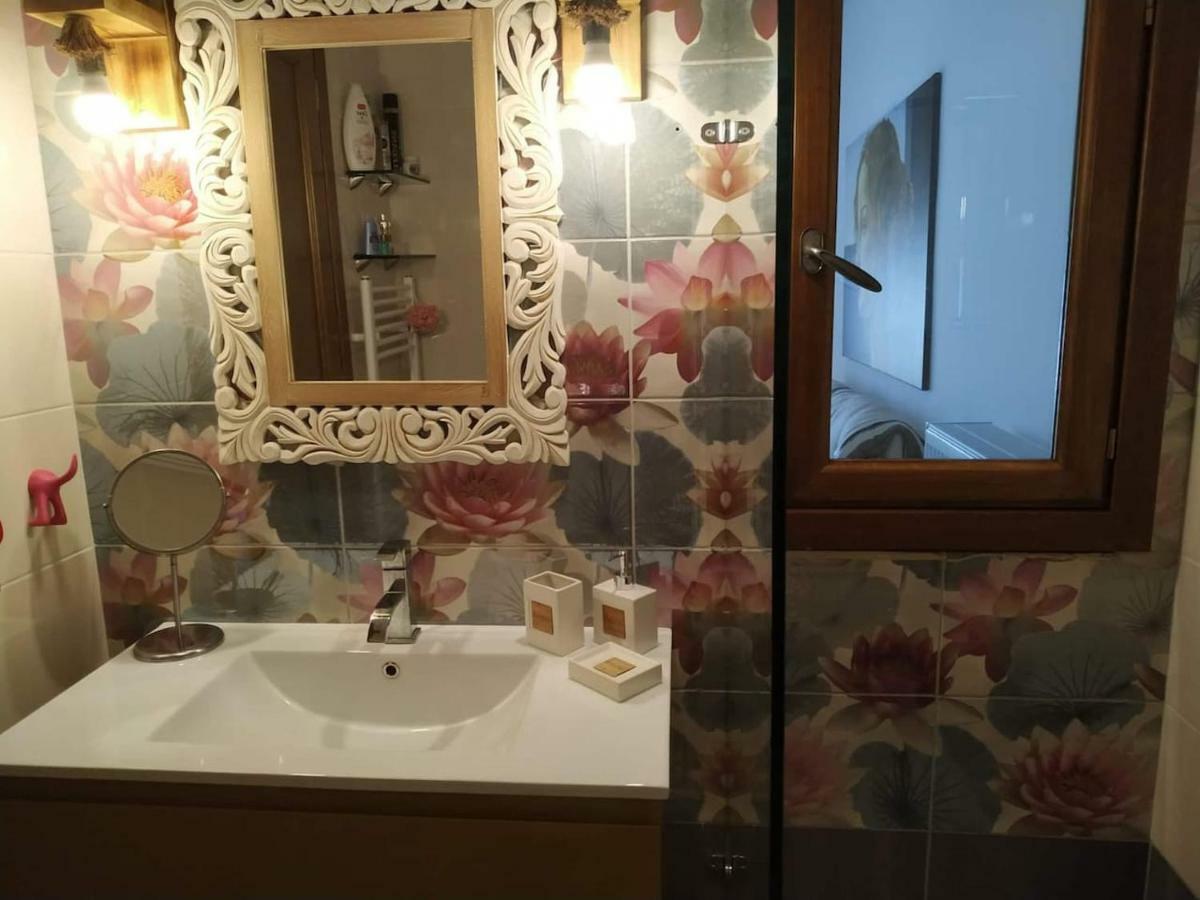 Loutraki Μοναδικής Θέσης Διαμέρισμα Στη Θάλασσα ภายนอก รูปภาพ